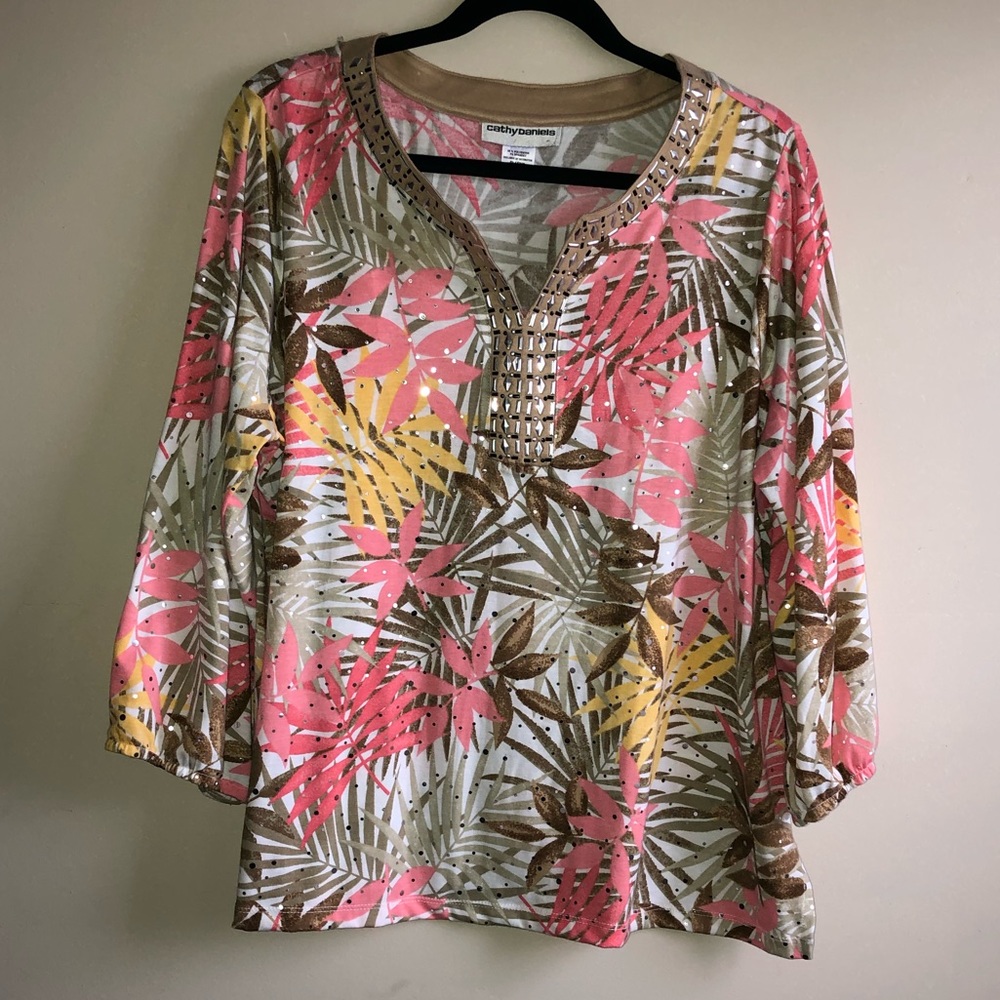 ☀️ NWOT tropical sparkly Cathy Daniels top